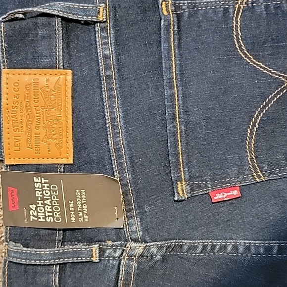 Levi's 724 High Rise Straight Cropped - Picture 8 of 8